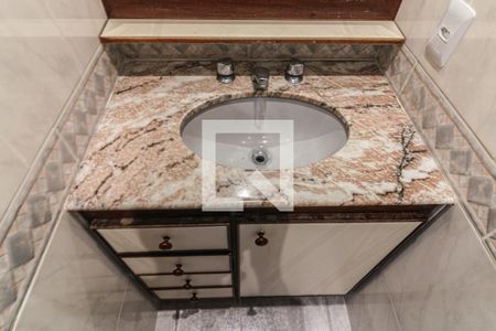 Apartamento à venda com 140m², 3 quartos e 1 vagaSuíte 1 - Banheiro