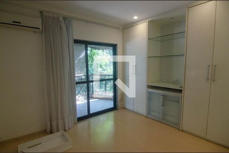 Apartamento à venda com 125m², 3 quartos e 2 vagasQuarto 2
