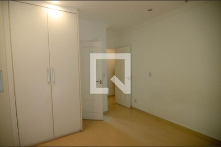 Apartamento à venda com 125m², 3 quartos e 2 vagasQuarto 2