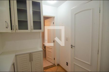 Apartamento à venda com 125m², 3 quartos e 2 vagasQuarto de serviço 