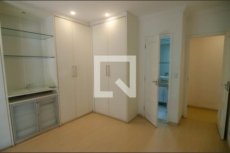 Apartamento à venda com 125m², 3 quartos e 2 vagasQuarto 2
