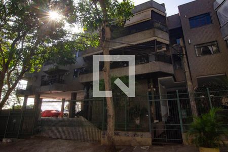 Apartamento à venda com 125m², 3 quartos e 2 vagasFachada