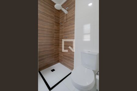 Casa à venda com 97m², 2 quartos e 2 vagas Casa à venda com 97m², 2 quartos e 2 vagasBanheiro Suíte 1