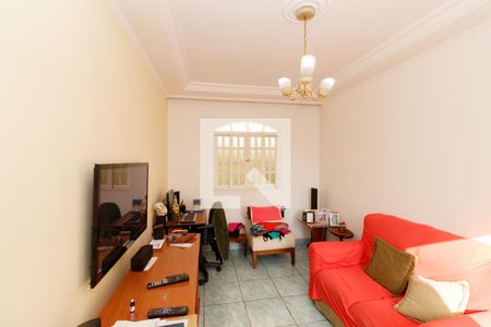 Sala de casa à venda com 3 quartos, 280m² em Vila Cachoeira, São Paulo