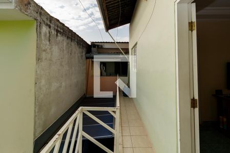 Área externa de casa à venda com 3 quartos, 280m² em Vila Cachoeira, São Paulo