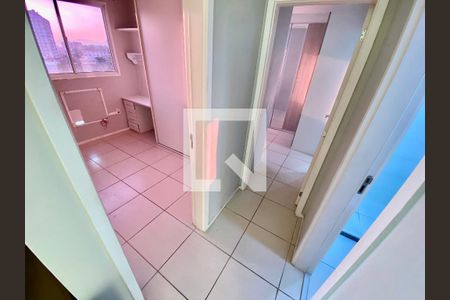 Corredor de apartamento para alugar com 2 quartos, 51m² em Cachambi, Rio de Janeiro