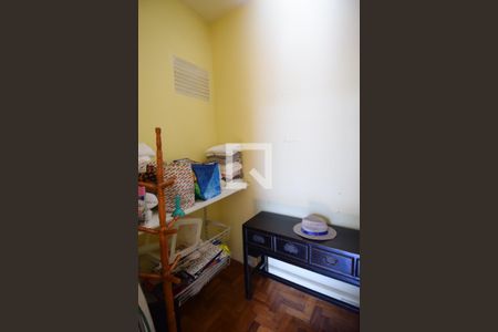 Apartamento para alugar com 125m², 3 quartos e 1 vaga Apartamento para alugar com 125m², 3 quartos e 1 vagaCloset da suíte 3