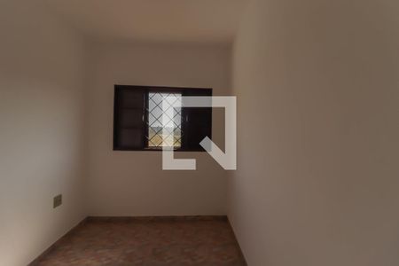 Casa à venda com 500m², 3 quartos e 4 vagas Casa à venda com 500m², 3 quartos e 4 vagasQuarto 2