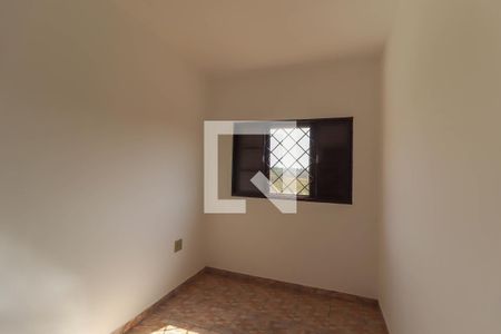 Casa à venda com 500m², 3 quartos e 4 vagas Casa à venda com 500m², 3 quartos e 4 vagasQuarto 2