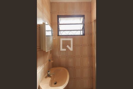 Casa à venda com 500m², 3 quartos e 4 vagas Casa à venda com 500m², 3 quartos e 4 vagasSuíte