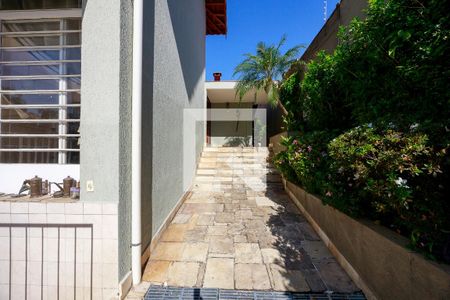 Casa à venda com 465m², 4 quartos e 3 vagasÁrea Externa