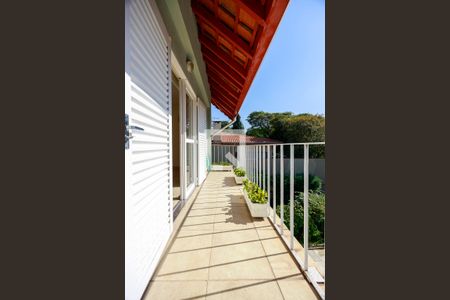 Casa à venda com 465m², 4 quartos e 3 vagasSuíte 2