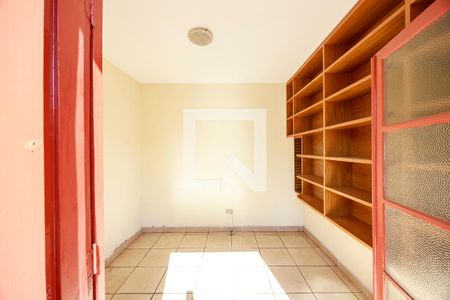 Casa à venda com 465m², 4 quartos e 3 vagasEdícula