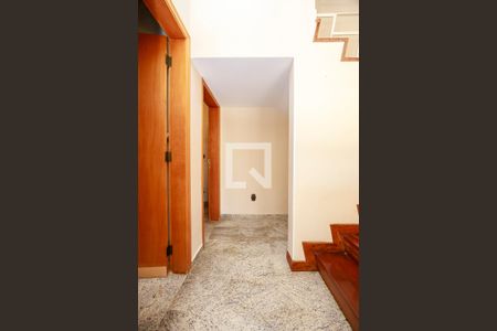 Casa à venda com 465m², 4 quartos e 3 vagasSala