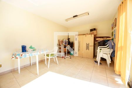 Casa à venda com 465m², 4 quartos e 3 vagasEdícula