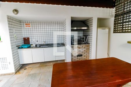 Apartamento para alugar com 115m², 3 quartos e 4 vagasÁrea comum - Churrasqueira