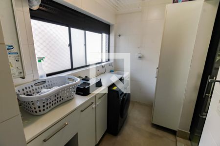 Apartamento para alugar com 115m², 3 quartos e 4 vagasÁrea de Serviço