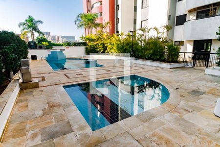 Apartamento para alugar com 115m², 3 quartos e 4 vagasÁrea comum - Piscina