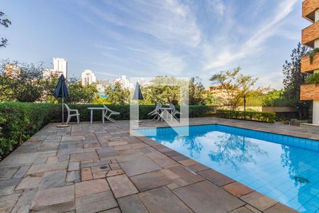 Apartamento para alugar com 125m², 3 quartos e 3 vagasÁrea comum - Piscina