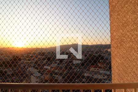 Apartamento para alugar com 50m², 2 quartos e 1 vagaVaranda