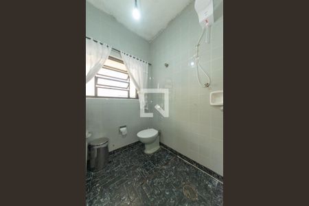 Casa à venda com 96m², 2 quartos e sem vaga Casa à venda com 96m², 2 quartos e sem vagaBanheiro