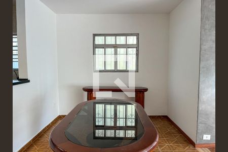 Sala de casa à venda com 2 quartos, 200m² em Vila Pereira Barreto, São Paulo