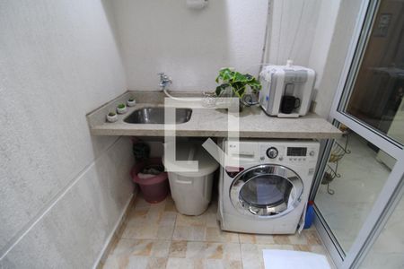 Casa à venda com 110m², 2 quartos e 1 vagaÁrea de Serviço