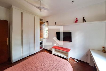 Casa para alugar com 1000m², 4 quartos e 4 vagas Casa para alugar com 1000m², 4 quartos e 4 vagasQuarto 1