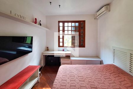 Quarto 1 de casa à venda com 4 quartos, 1000m² em Vila Progresso, Niterói