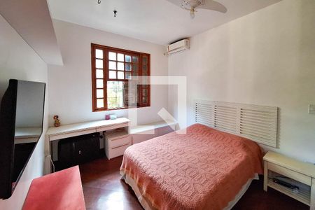 Quarto 1 de casa à venda com 4 quartos, 1000m² em Vila Progresso, Niterói