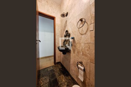 Casa para alugar com 1000m², 4 quartos e 4 vagas Casa para alugar com 1000m², 4 quartos e 4 vagasLavabo