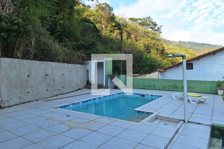 Casa para alugar com 1000m², 4 quartos e 4 vagas Casa para alugar com 1000m², 4 quartos e 4 vagasPiscina
