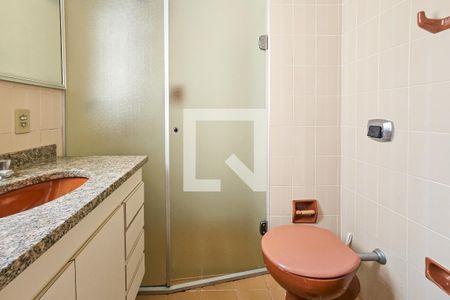 Apartamento para alugar com 110m², 3 quartos e 2 vagasBanheiro Quarto 2