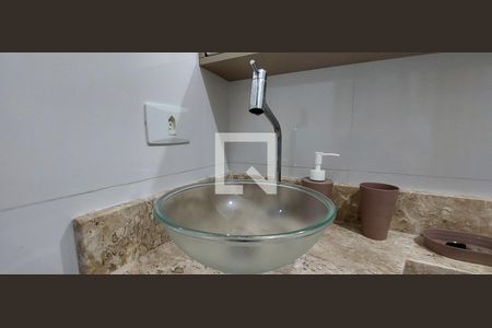 Apartamento à venda com 55m², 2 quartos e 1 vaga Apartamento à venda com 55m², 2 quartos e 1 vagaBanheiro Quarto 1 suíte