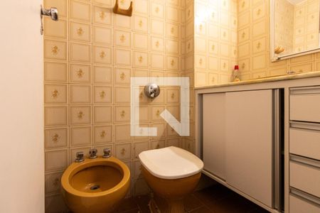 Banheiro de apartamento à venda com 1 quarto, 56m² em Grajaú, Rio de Janeiro