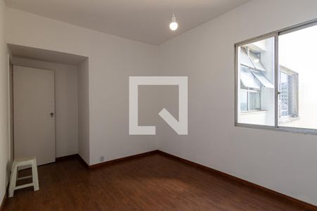 Quarto de apartamento à venda com 1 quarto, 56m² em Grajaú, Rio de Janeiro