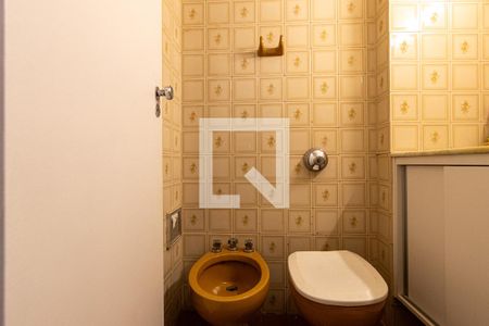 Banheiro de apartamento à venda com 1 quarto, 56m² em Grajaú, Rio de Janeiro