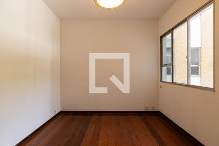 Sala de apartamento à venda com 1 quarto, 56m² em Grajaú, Rio de Janeiro