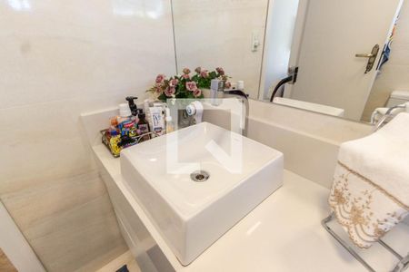 Casa para alugar com 130m², 3 quartos e 2 vagasSuíte