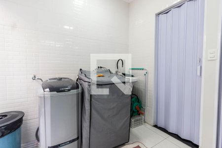 Casa para alugar com 130m², 3 quartos e 2 vagasÁrea de serviço