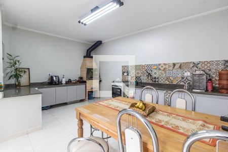 Casa para alugar com 130m², 3 quartos e 2 vagasChurrasqueira