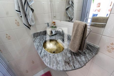 Casa para alugar com 130m², 3 quartos e 2 vagasBanheiro de Serviço