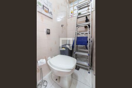 Casa para alugar com 130m², 3 quartos e 2 vagasBanheiro de Serviço