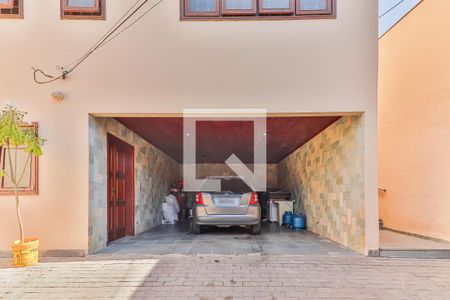 Casa à venda com 650m², 3 quartos e 4 vagasGaragem