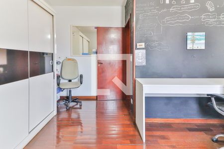 Casa à venda com 650m², 3 quartos e 4 vagasQuarto 2