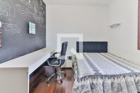 Casa à venda com 650m², 3 quartos e 4 vagasQuarto 2