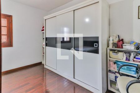 Casa à venda com 650m², 3 quartos e 4 vagasQuarto 2