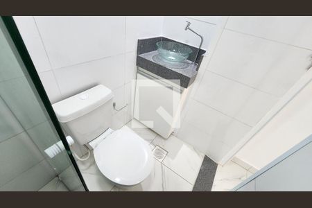Apartamento para alugar com 117m², 2 quartos e 1 vaga Apartamento para alugar com 117m², 2 quartos e 1 vagaBanheiro da Suíte 1