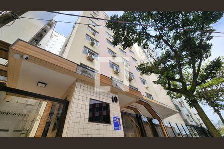 Apartamento para alugar com 117m², 2 quartos e 1 vaga Apartamento para alugar com 117m², 2 quartos e 1 vagaFachada