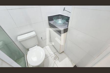 Apartamento para alugar com 117m², 2 quartos e 1 vaga Apartamento para alugar com 117m², 2 quartos e 1 vagaBanheiro da Suíte 1